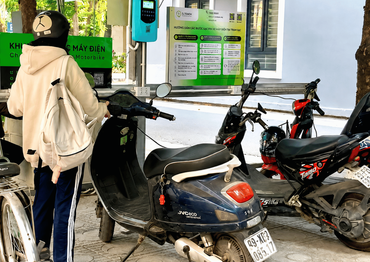 Dự án trạm sạc xe điện công cộng