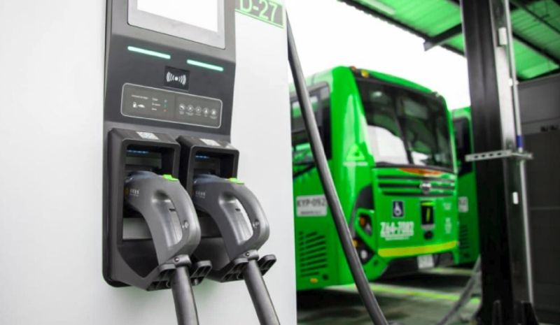 S. Touch | Quản lý trạm sạc cho xe buýt điện: Các công nghệ tiên tiến nhất trong năm 2025 Quản lý trạm sạc cho xe buýt điện