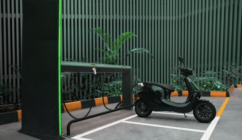 S. Touch | Thúc đẩy sự chuyển đổi sang xe điện: Nhu cầu lắp đặt trạm sạc xe máy điện tại các khu vực đô thị Việt Nam chuyển đổi sang xe điện